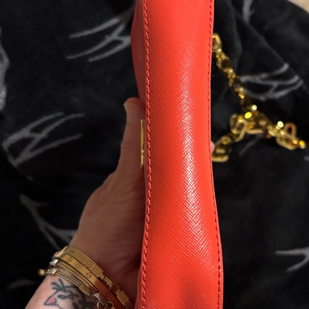Tory Burch Vibrant Red Crossbody with Gold Chain - Picture 9 of 11